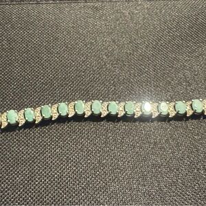 Elegant Emerald and Sterling Silver Bracelet